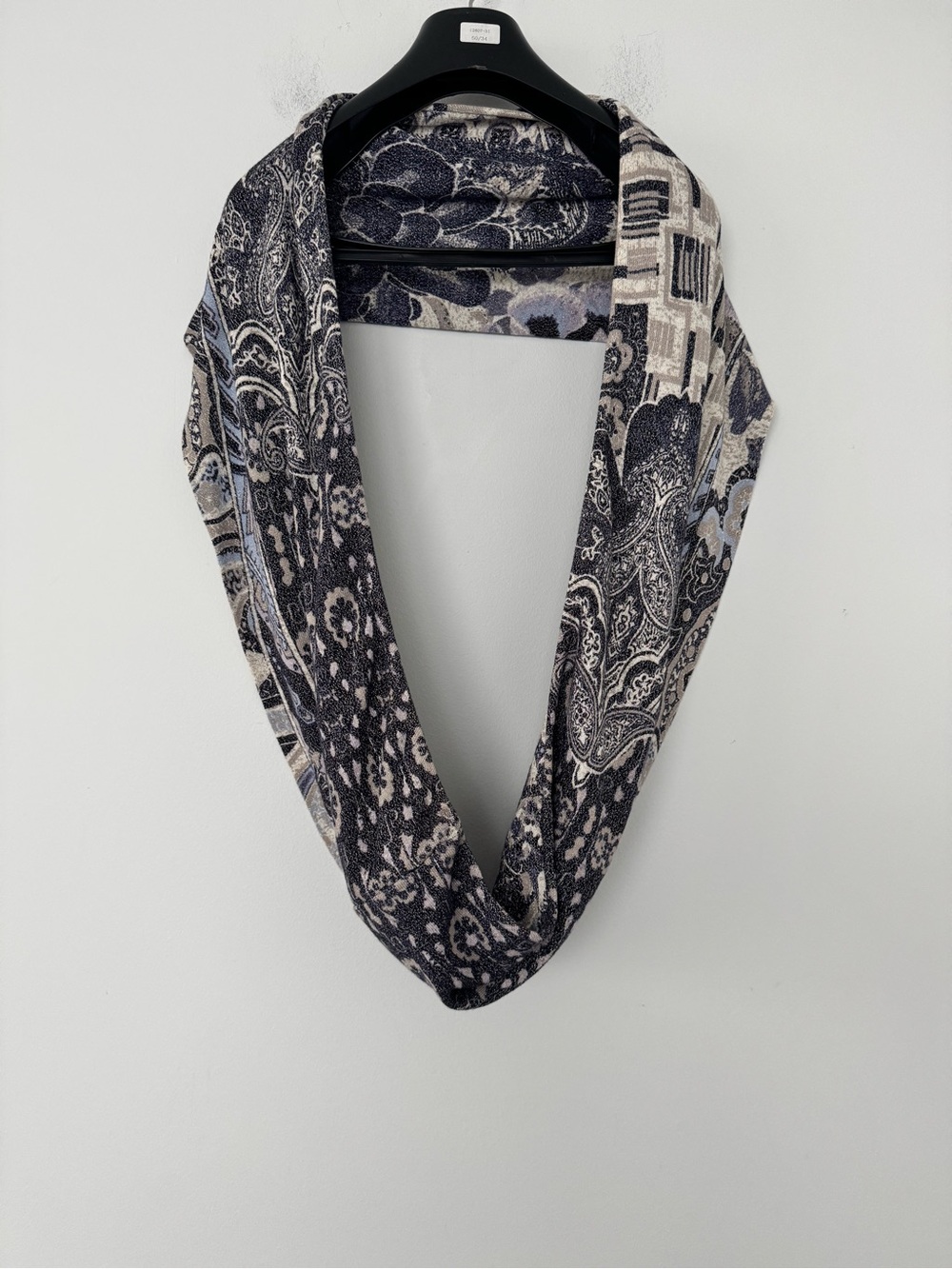 Chico's Metallic Paisley Floral Infinity Loop Scarf Blue Silver Grey Knit OS